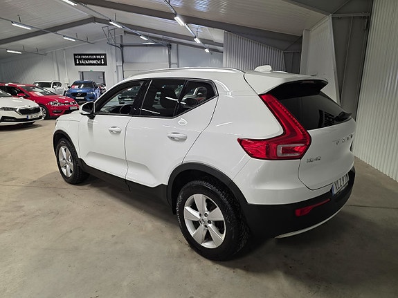 Volvo XC40 5 of 5
