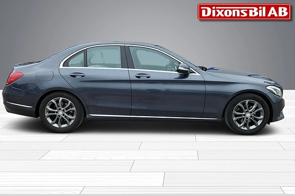 Mercedes-Benz C220 d 2 of 15
