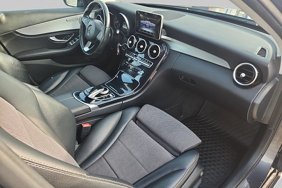 Mercedes-Benz C220 d 12 of 15