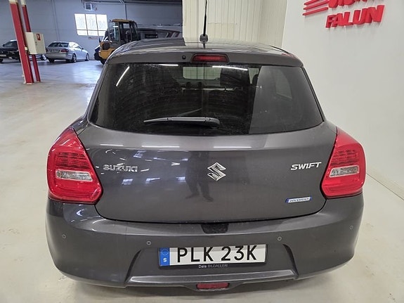 Suzuki Swift 7 of 10