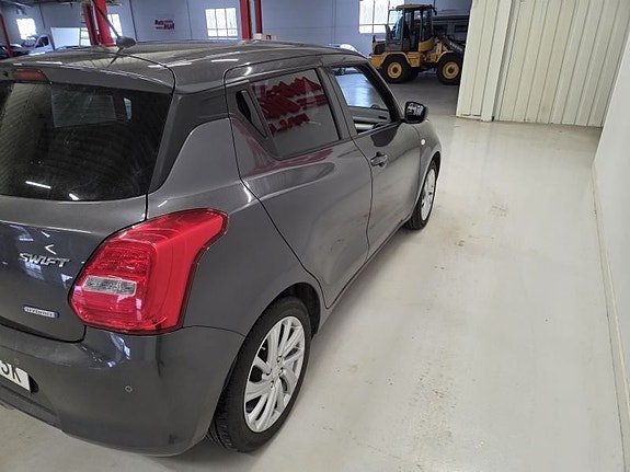 Suzuki Swift 6 of 10