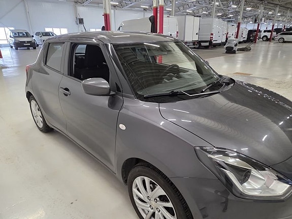 Suzuki Swift 3 of 10