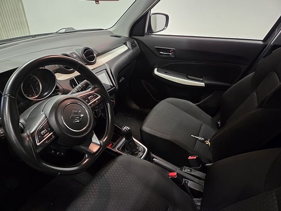 Suzuki Swift 10 of 10