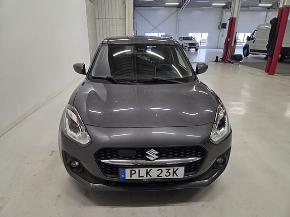 Suzuki Swift 2 of 10