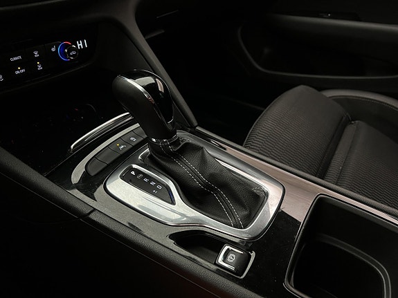Opel Insignia 18 of 27