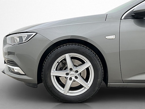 Opel Insignia 21 of 27