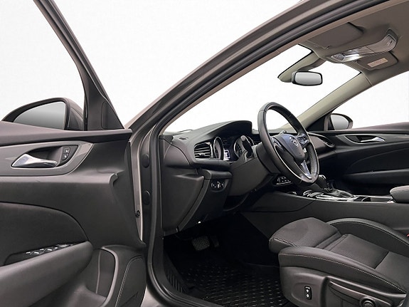 Opel Insignia 8 of 27