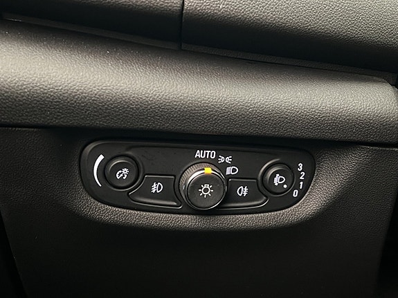 Opel Insignia 12 of 27
