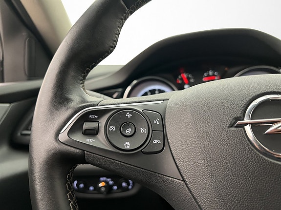 Opel Insignia 13 of 27