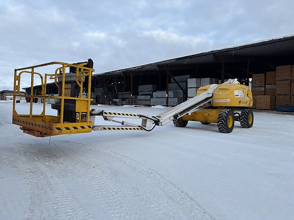 Bomlift JLG 460SJ 2003 | 4 144 h | Ny servad via auktion