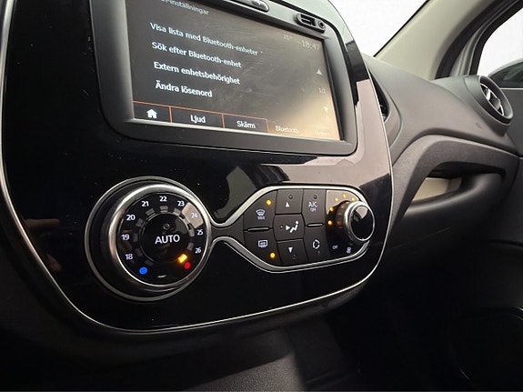 Renault Captur 19 of 27