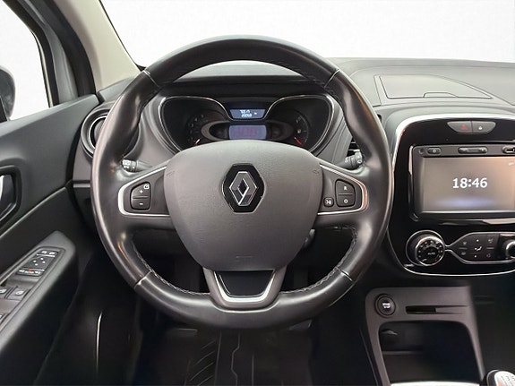 Renault Captur 10 of 27