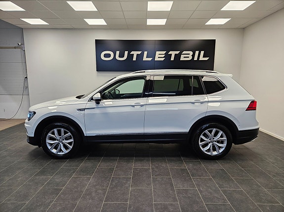 Volkswagen Tiguan Allspace 2 of 5