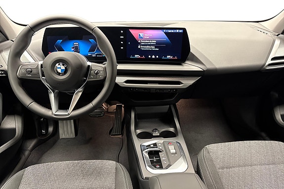 BMW 120 9 of 13