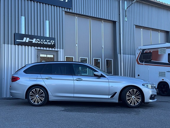 BMW 520d 3 of 5