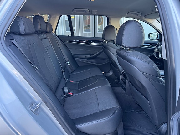 BMW 520d 13 of 26