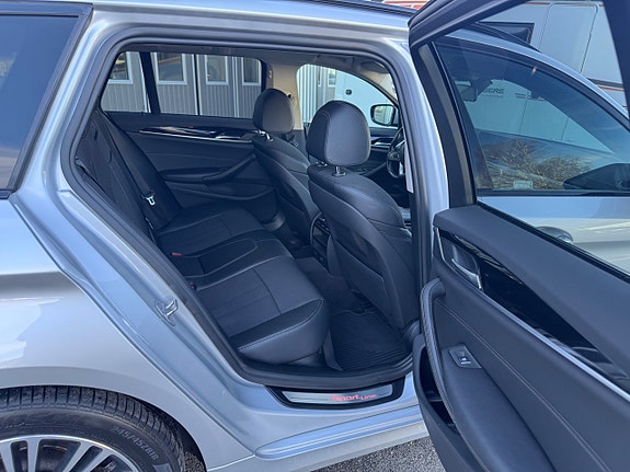 BMW 520d 12 of 26