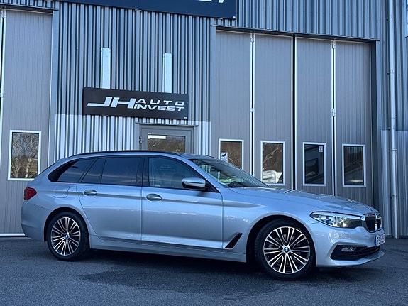 BMW 520d 2 of 5