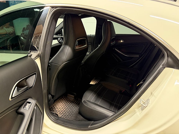 Mercedes-Benz CLA220 d 13 of 27