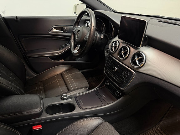 Mercedes-Benz CLA220 d 27 of 27