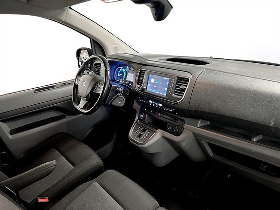 Peugeot e-Expert 13 of 15