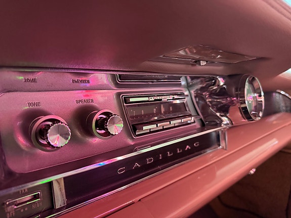 Cadillac Eldorado Biarritz 16 of 22