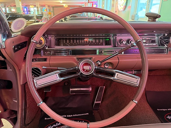 Cadillac Eldorado Biarritz 14 of 22
