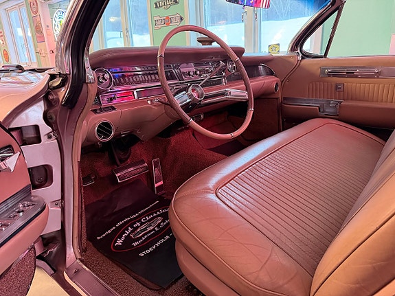 Cadillac Eldorado Biarritz 13 of 22