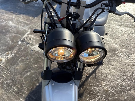 Triumph Sprint St 11 of 22