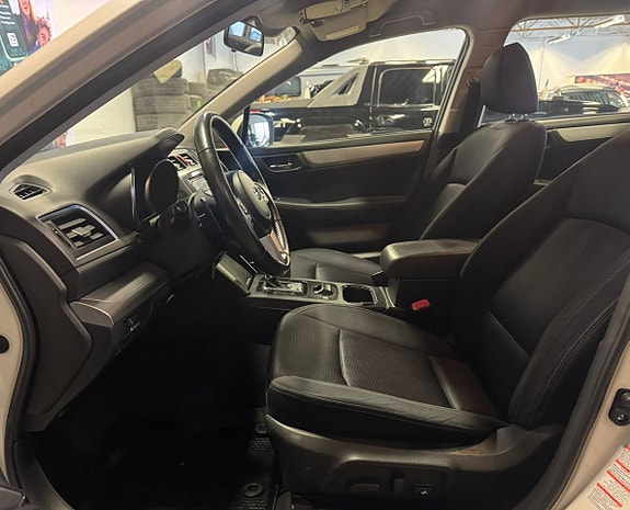 Subaru Outback 15 of 20