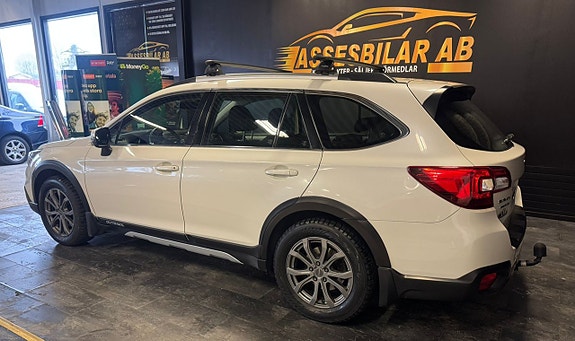 Subaru Outback 9 of 20