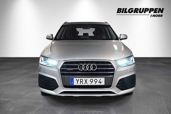 Audi Q3 3 of 5