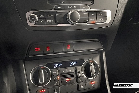 Audi Q3 14 of 16