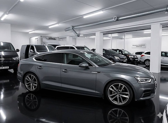 Audi A5 4 of 5