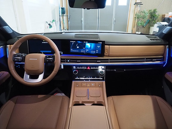 Hyundai Santa Fe 13 of 30