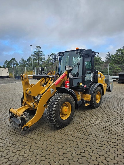 Cat 906 Next Gen / Vikplog / Bakmont spridare / AC / C-Smörj