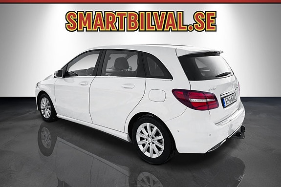 Mercedes-Benz B180 7 of 11