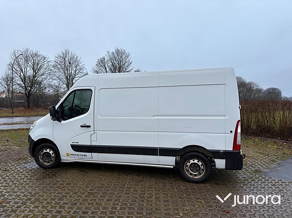Renault Master 4 of 5