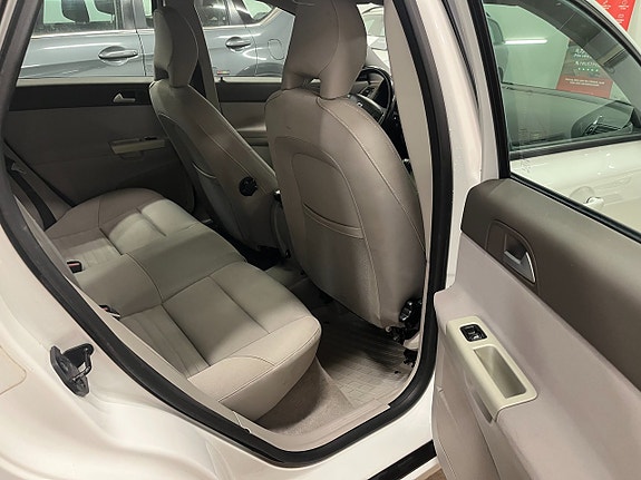 Volvo V50 10 of 11