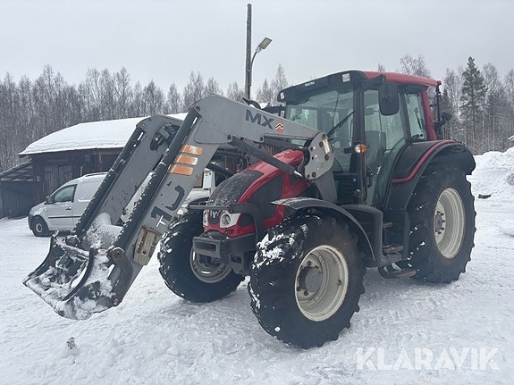 Traktor Valtra N103 HiTech med lastare