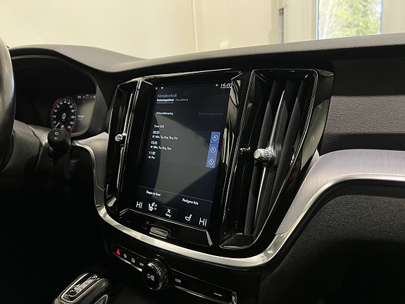 Volvo V60 22 of 27