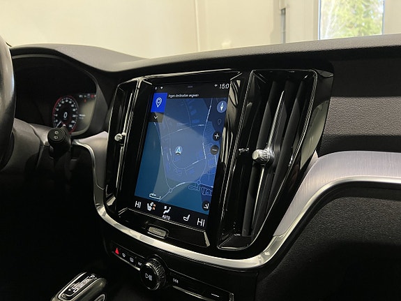 Volvo V60 19 of 27