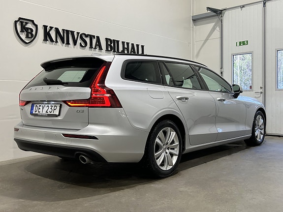 Volvo V60 25 of 27