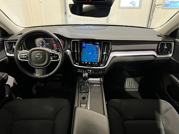 Volvo V60 15 of 27