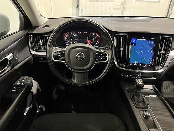 Volvo V60 16 of 27