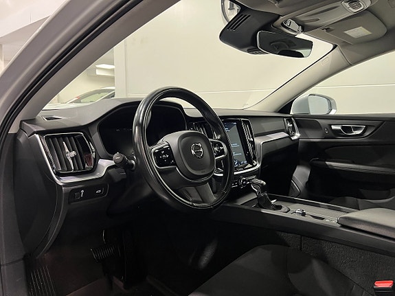 Volvo V60 6 of 27