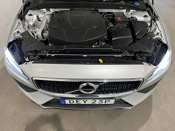 Volvo V60 12 of 27