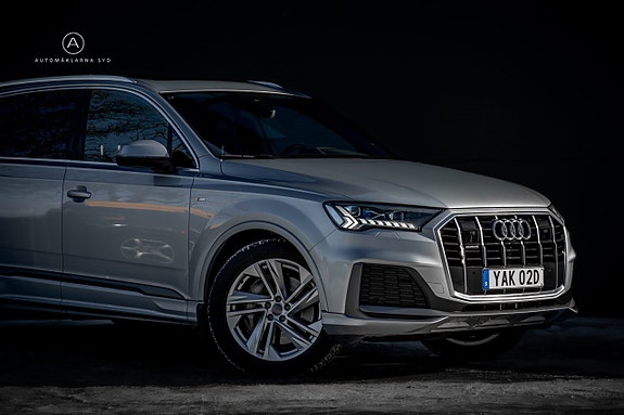 Audi Q7 6 of 30