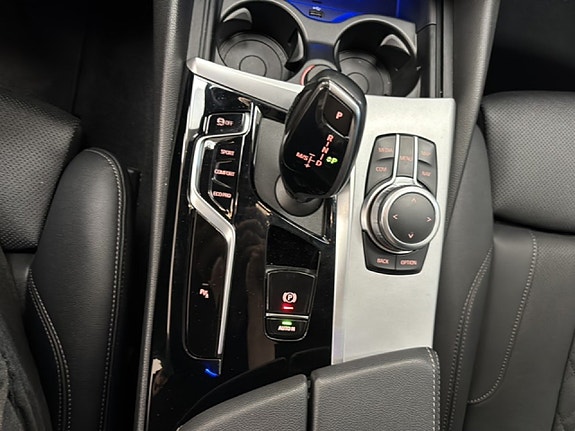 BMW 520d 12 of 15