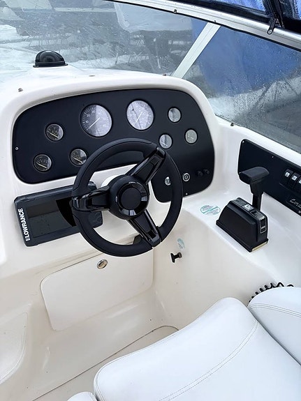 Cranchi 840 Corallo Volvo Penta 7.4 300 hk 6 of 11